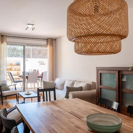 4-bedroom With Private Garden In Апартаменти Тоса-де-Мар