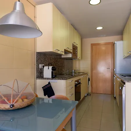 Lejlighed 4-bedroom With Private Garden In *