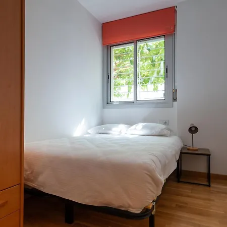 4-bedroom With Private Garden In Апартаменти *